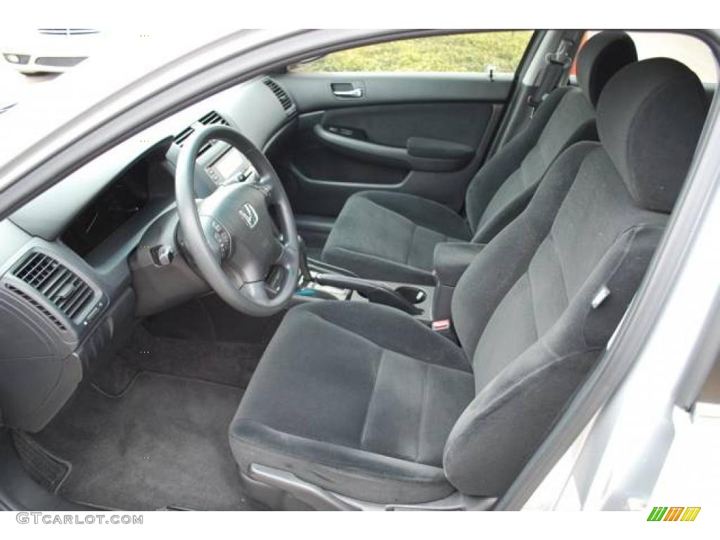 2006 Accord SE Sedan - Alabaster Silver Metallic / Black photo #13