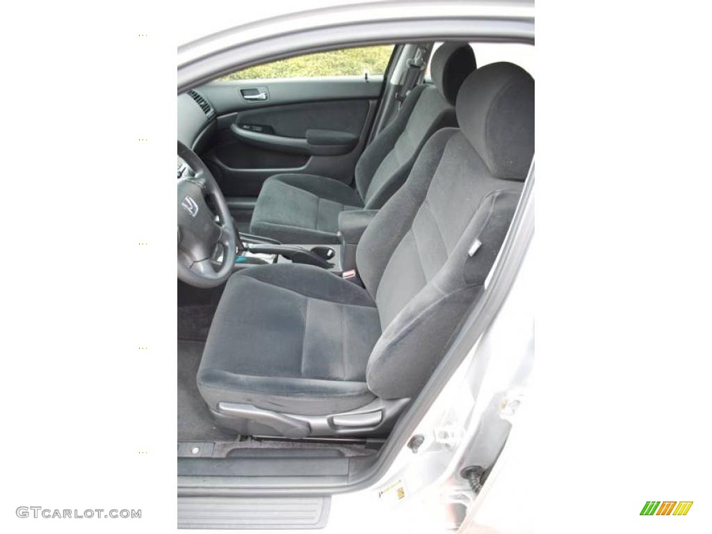 2006 Accord SE Sedan - Alabaster Silver Metallic / Black photo #14