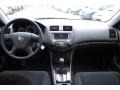 2006 Alabaster Silver Metallic Honda Accord SE Sedan  photo #16