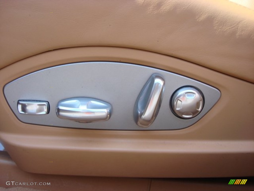 2010 Porsche Panamera 4S Controls Photo #62461531