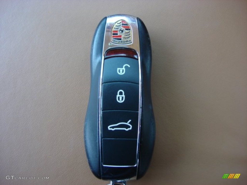 2010 Porsche Panamera 4S Keys Photo #62461765