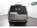 Ipanema Sand Metallic - LR4 HSE LUX Photo No. 4