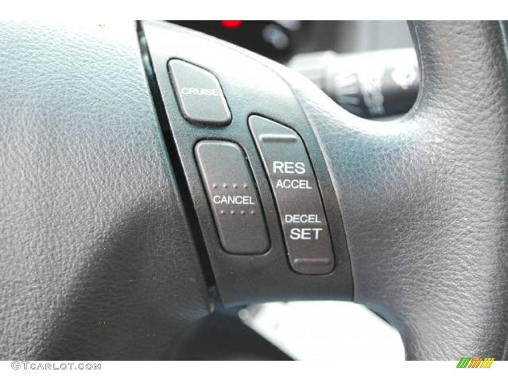 2006 Accord SE Sedan - Alabaster Silver Metallic / Black photo #37