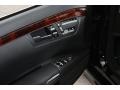Black - S 63 AMG Sedan Photo No. 17