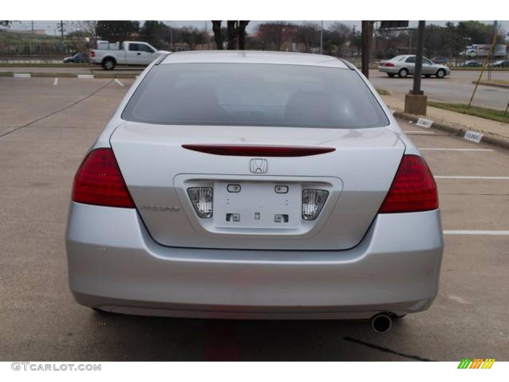2006 Accord LX Sedan - Alabaster Silver Metallic / Black photo #6