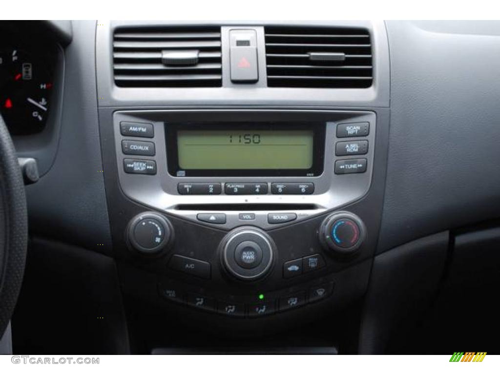2006 Accord LX Sedan - Alabaster Silver Metallic / Black photo #18