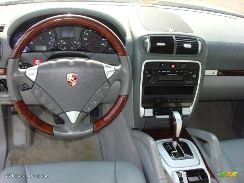 2006 Porsche Cayenne Tiptronic Stone/Steel Grey Dashboard Photo #62465026