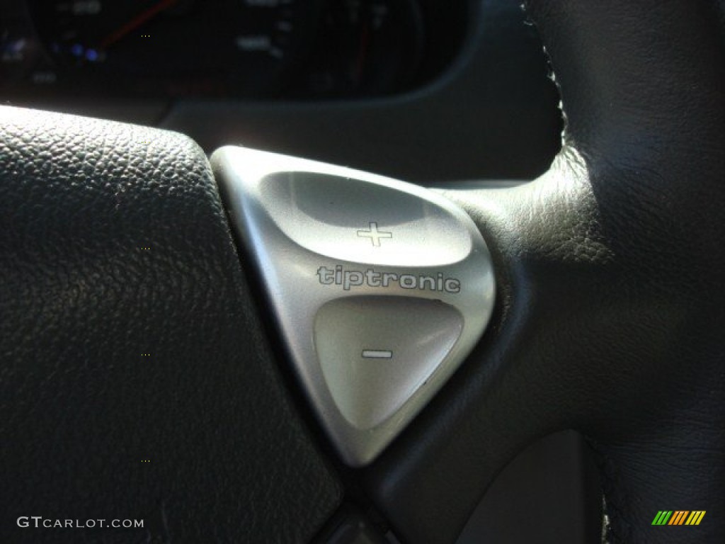 2006 Porsche Cayenne Tiptronic Stone/Steel Grey Steering Wheel Photo #62465125