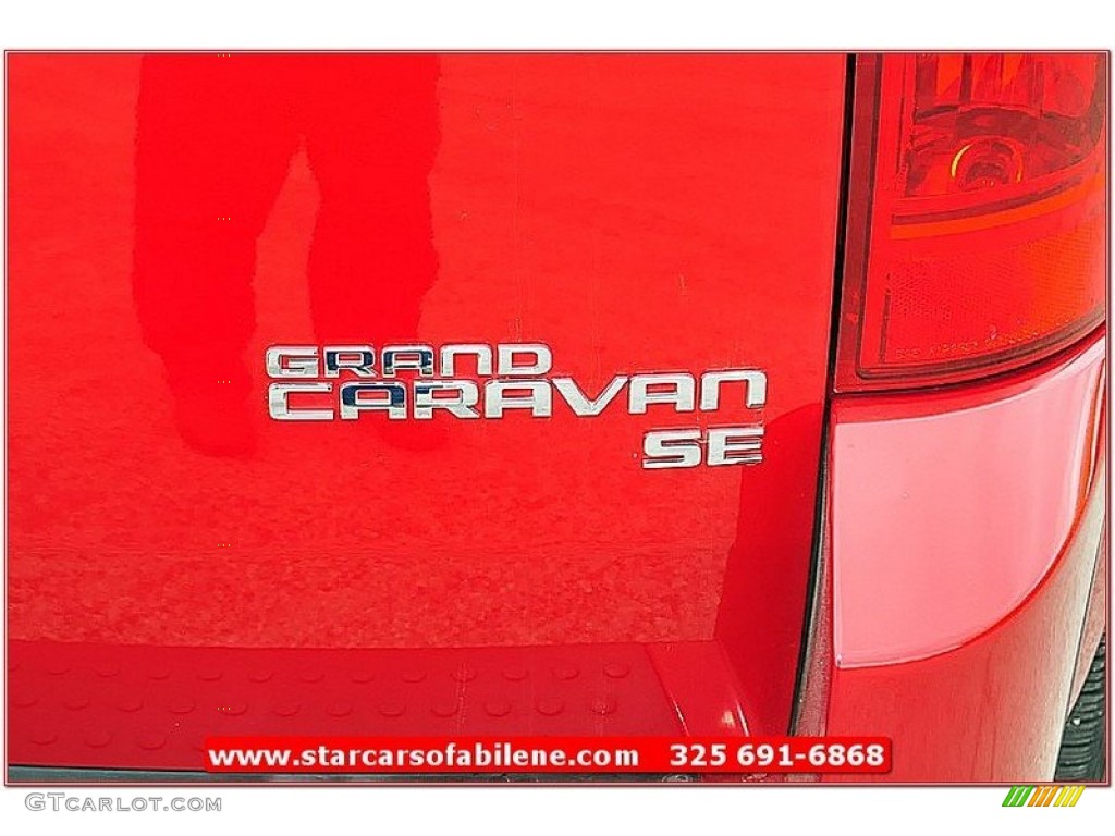 2010 Grand Caravan SE - Inferno Red Crystal Pearl / Dark Slate Gray/Light Shale photo #5