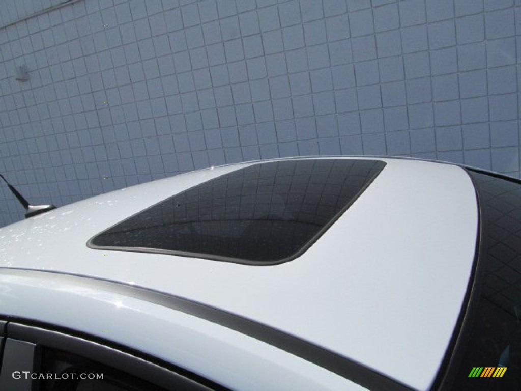 2011 Cruze LTZ/RS - Summit White / Cocoa/Light Neutral Leather photo #5