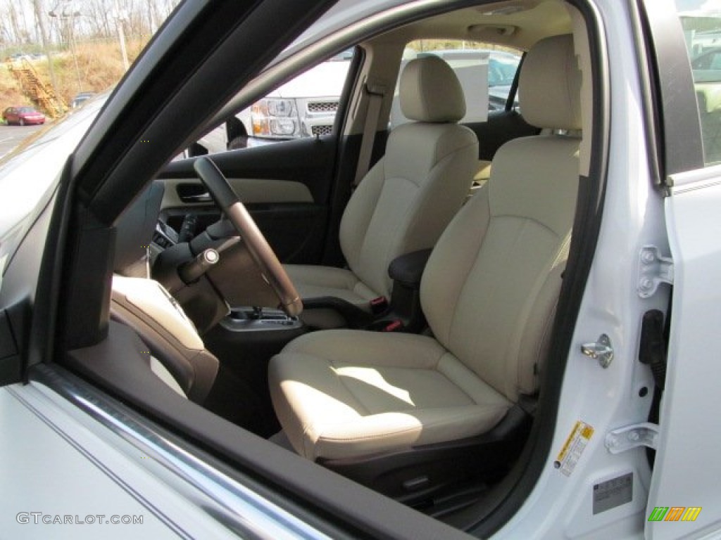 2011 Cruze LTZ/RS - Summit White / Cocoa/Light Neutral Leather photo #11