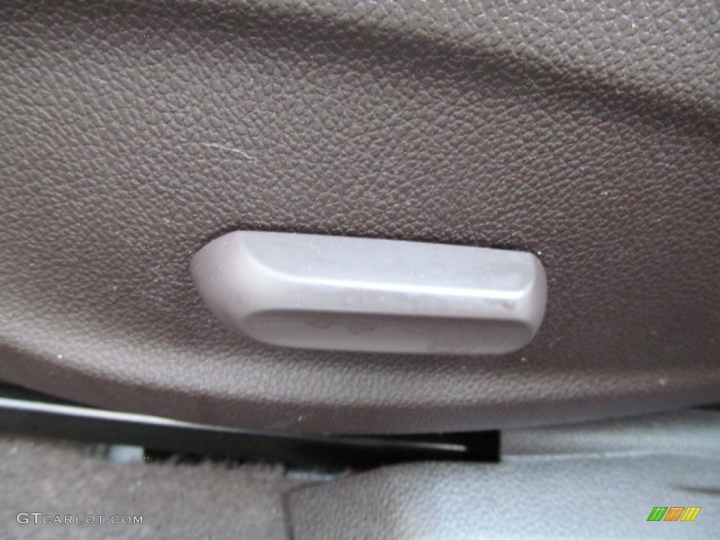 2011 Cruze LTZ/RS - Summit White / Cocoa/Light Neutral Leather photo #12