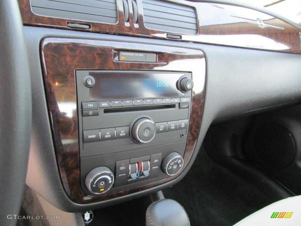 2012 Chevrolet Impala LT Controls Photo #62468512