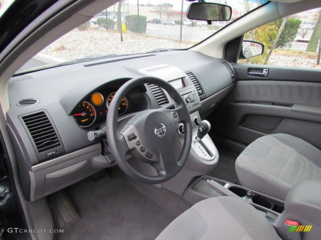 Charcoal Interior 2009 Nissan Sentra 2.0 Photo #62471251