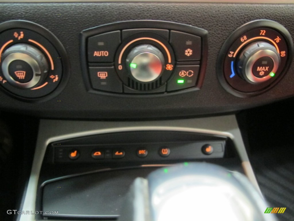 2006 BMW Z4 3.0si Roadster Controls Photo #62471488