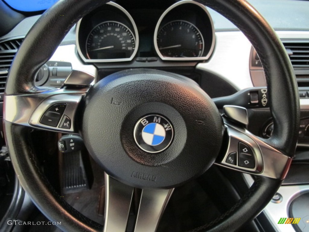 2006 BMW Z4 3.0si Roadster Steering Wheel Photos