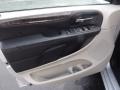 Bright Silver Metallic - Grand Caravan Mainstreet Photo No. 12