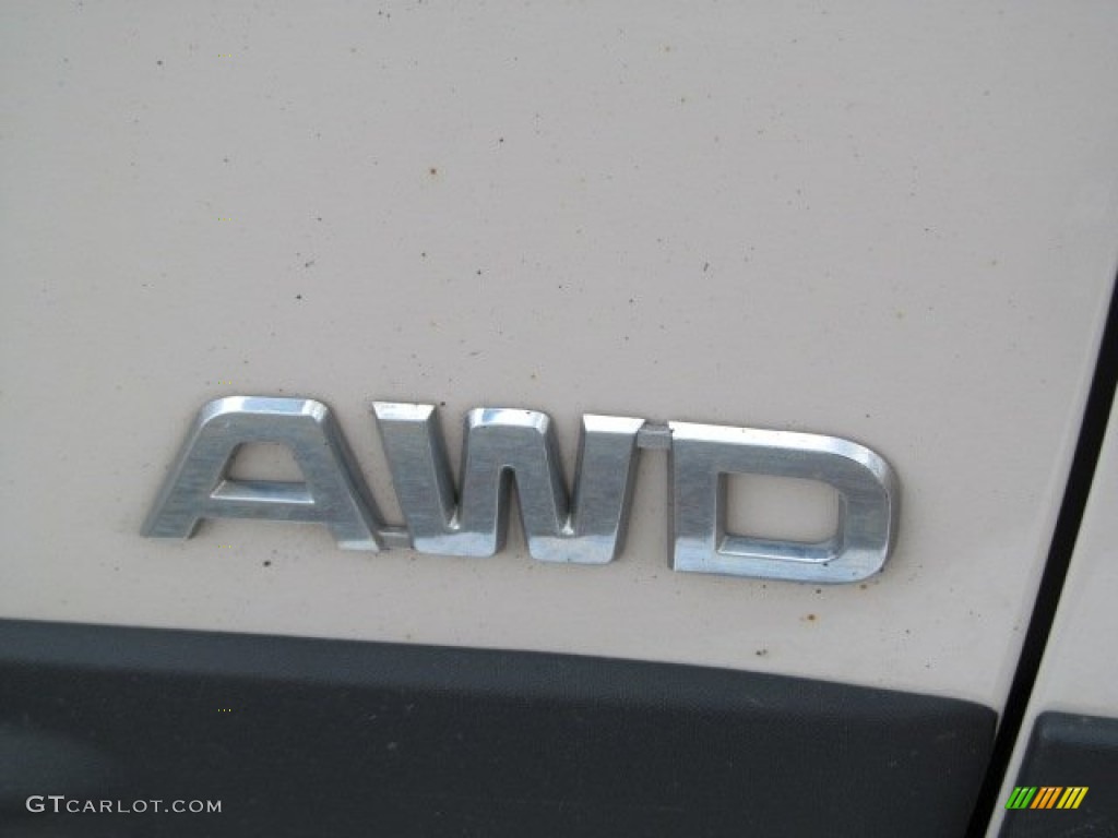 2011 Kia Sorento LX AWD Marks and Logos Photos