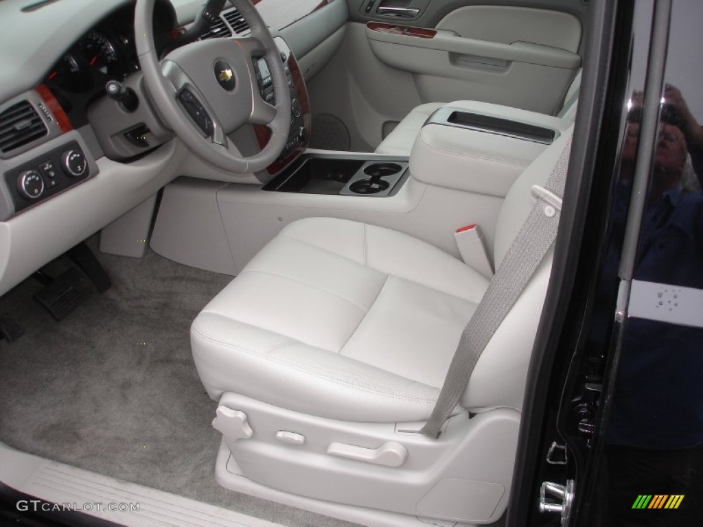 2012 Suburban LT 4x4 - Black / Light Titanium/Dark Titanium photo #10