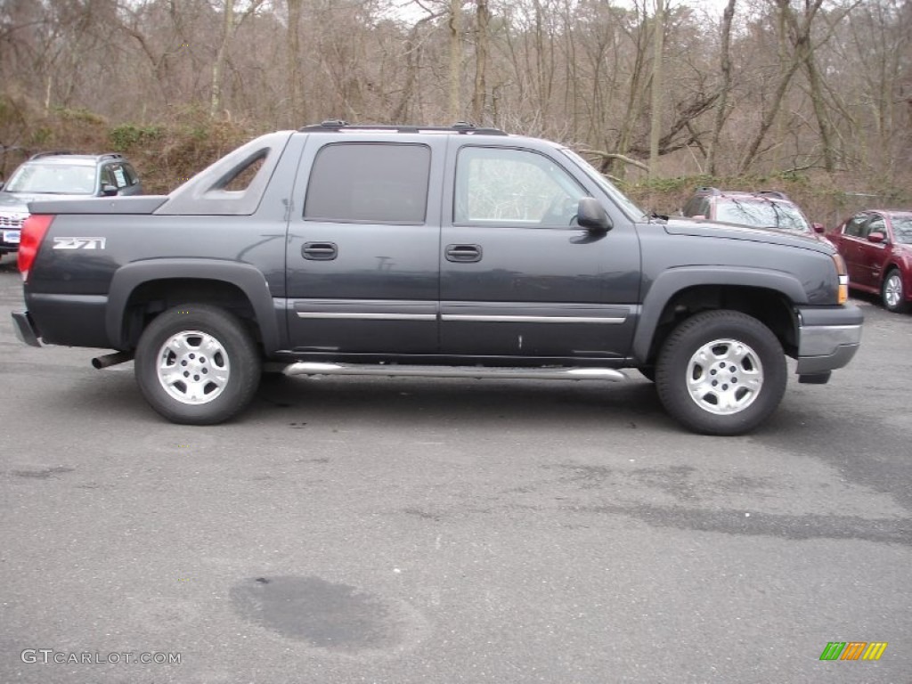 Dark Gray Metallic 2005 Chevrolet Avalanche Z71 4x4 Exterior Photo #62475406