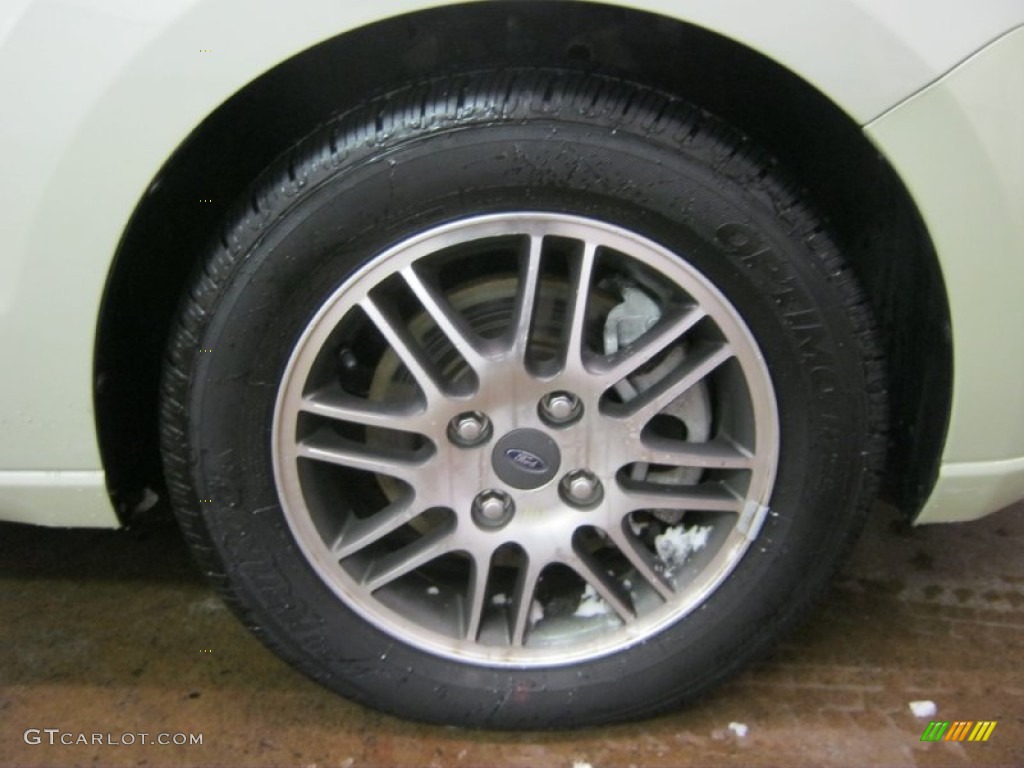 2010 Ford Focus SE Sedan Wheel Photo #62478889