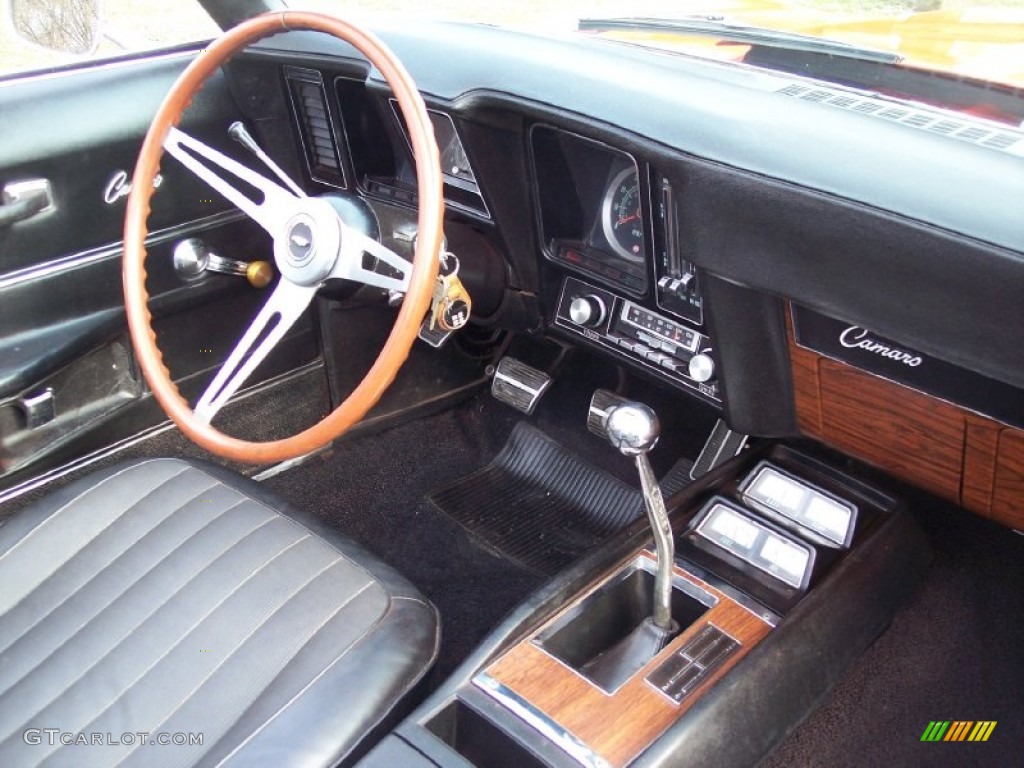 1969 Chevrolet Camaro RS/SS Convertible Dashboard Photos