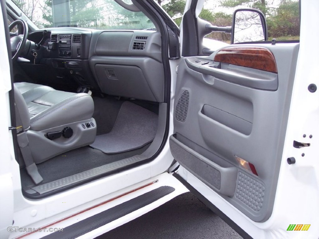Medium Flint Interior 2003 Ford F450 Super Duty Lariat Crew Cab 5th Wheel Photo #62481281