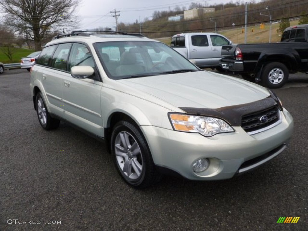 2006 Outback 3.0 R L.L.Bean Edition Wagon - Champagne Gold Opalescent / Taupe photo #1