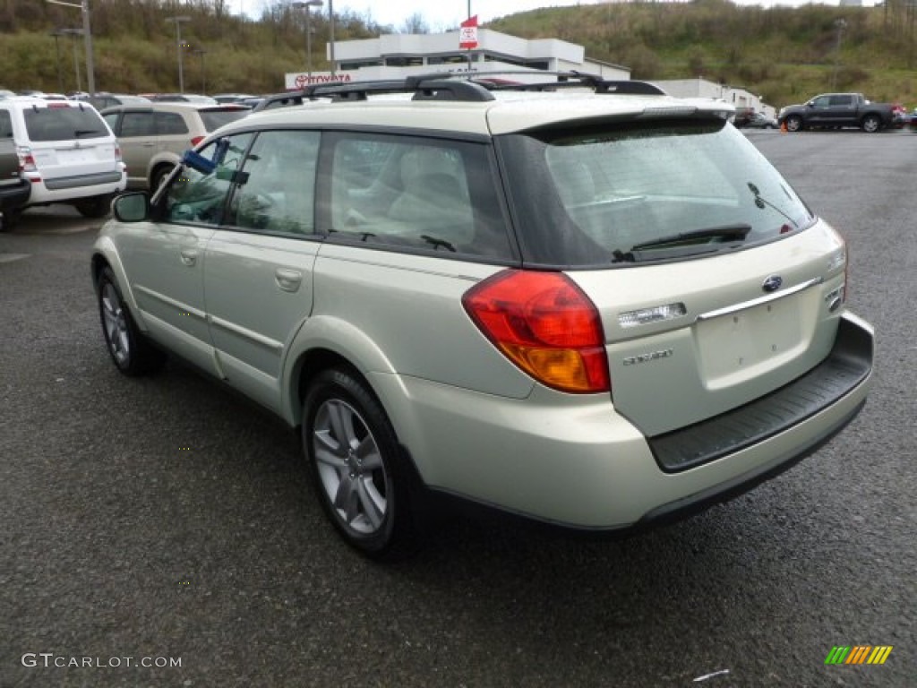 2006 Outback 3.0 R L.L.Bean Edition Wagon - Champagne Gold Opalescent / Taupe photo #4