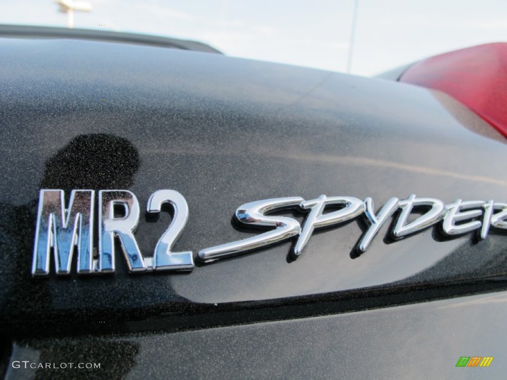 2002 Toyota MR2 Spyder Roadster Marks and Logos Photos