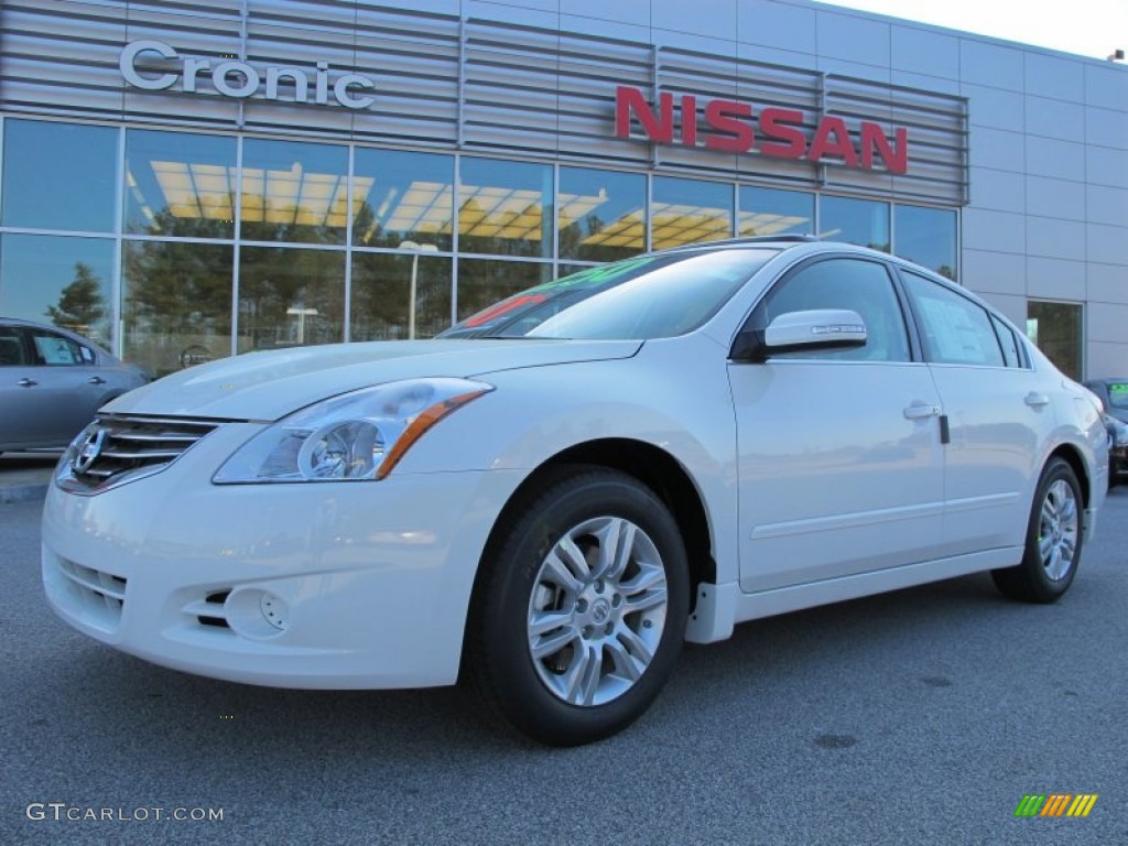 Winter Frost White Nissan Altima