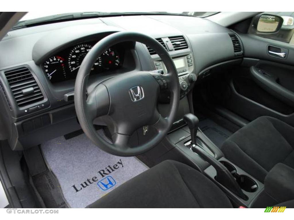 2007 Accord LX Sedan - Alabaster Silver Metallic / Black photo #17