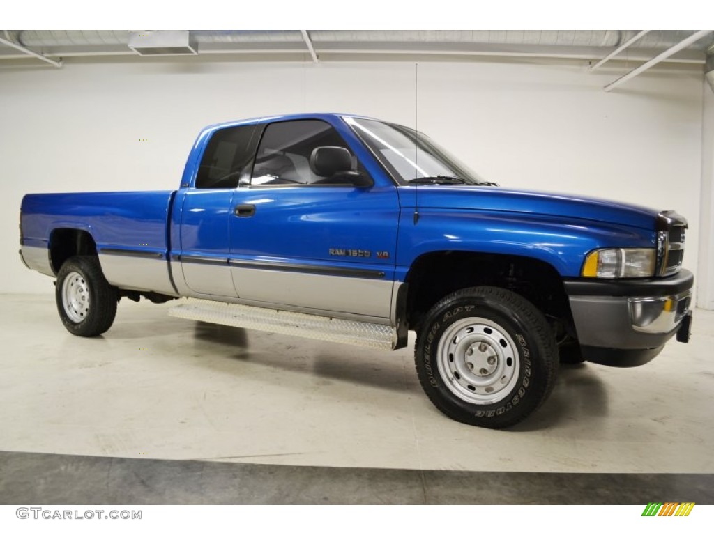 1999 Ram 1500 SLT Extended Cab 4x4 - Intense Blue Pearl / Mist Gray photo #22