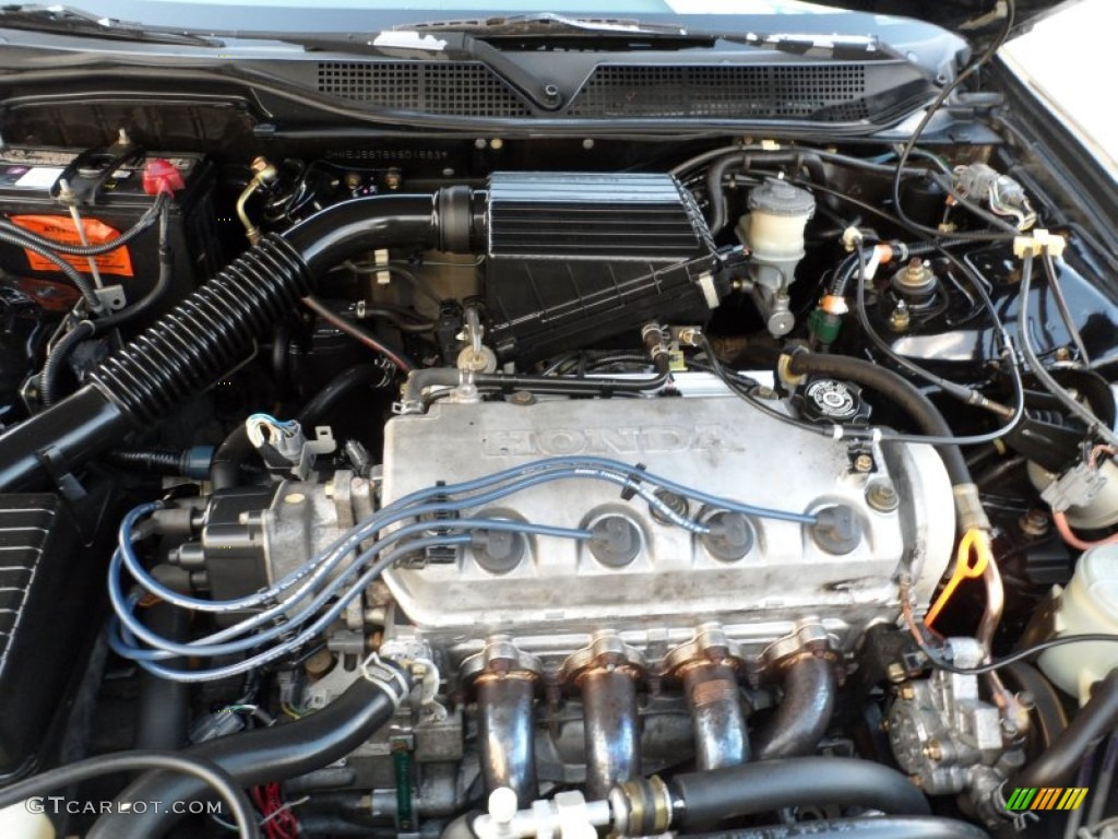1998 Honda Civic LX Sedan Engine Photos