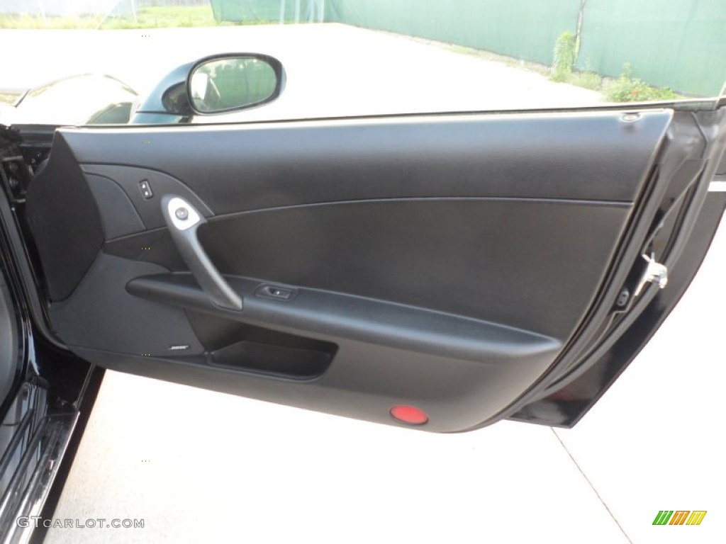 2005 Chevrolet Corvette Coupe Ebony Door Panel Photo #62488954