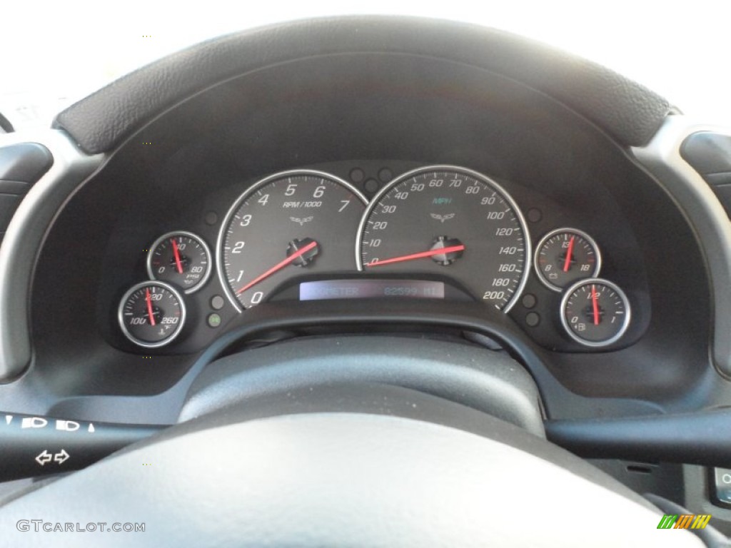 2005 Chevrolet Corvette Coupe Gauges Photo #62489032