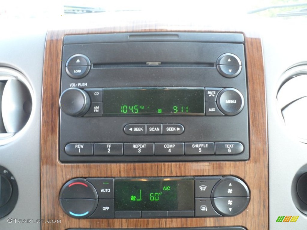 2004 Ford F150 Lariat SuperCab 4x4 Audio System Photos