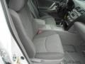 Super White - Camry SE Photo No. 13