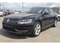 Black - Passat 2.5L SE Photo No. 3