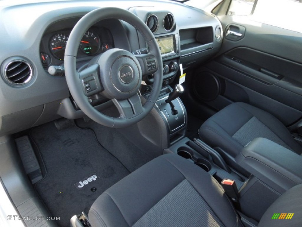 Dark Slate Gray Interior 2012 Jeep Patriot Latitude Photo #62496781