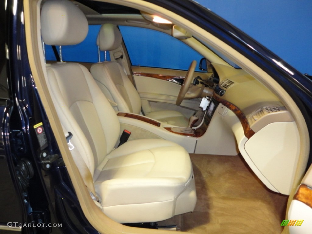 2009 E 350 4Matic Sedan - Capri Blue Metallic / Cashmere photo #25