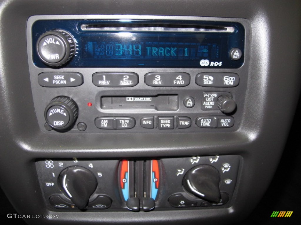 2001 Chevrolet Monte Carlo SS Audio System Photo #62499444