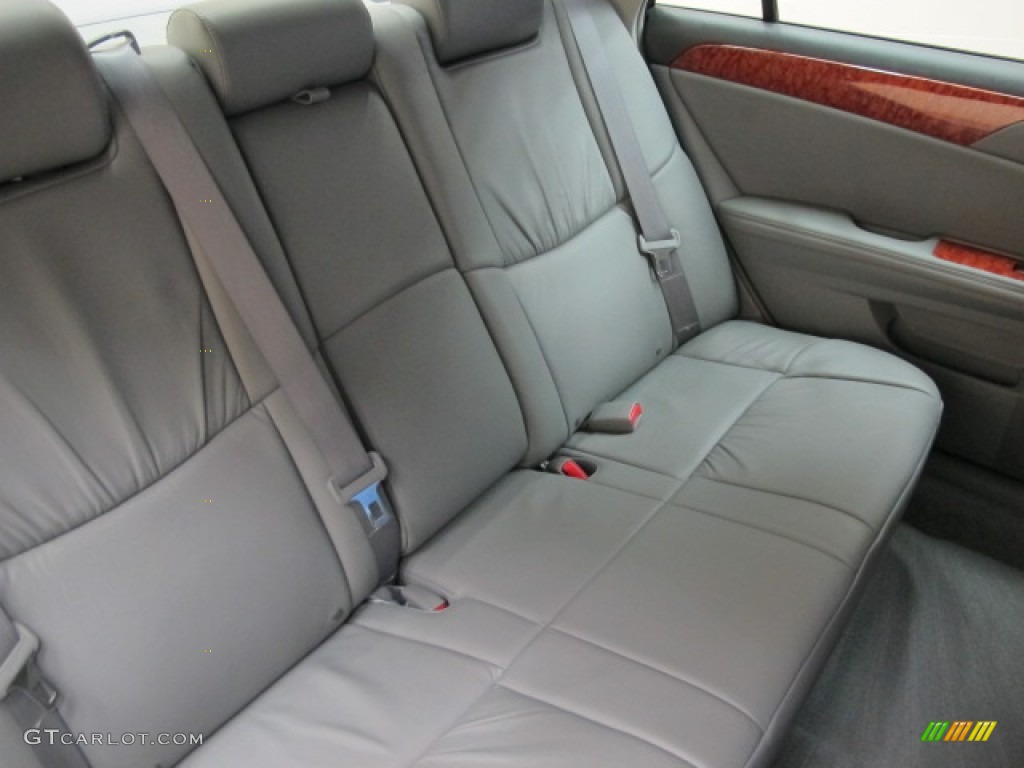 Light Gray Interior 2005 Toyota Avalon XLS Photo #62500014