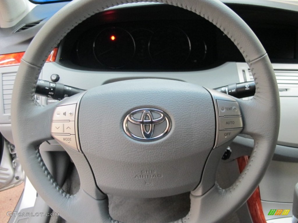 2005 Toyota Avalon XLS Light Gray Steering Wheel Photo #62500122