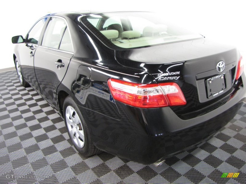 2007 Camry LE V6 - Black / Ash photo #3