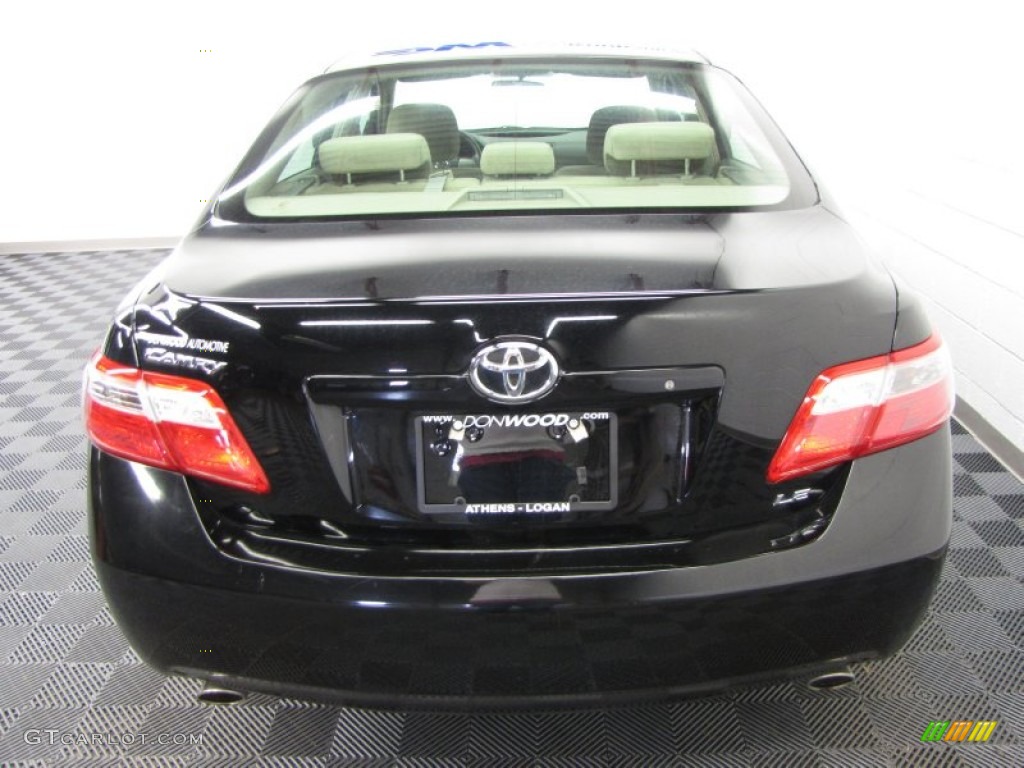 2007 Camry LE V6 - Black / Ash photo #8