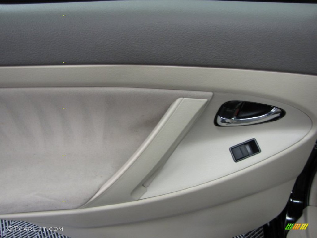 2007 Camry LE V6 - Black / Ash photo #23