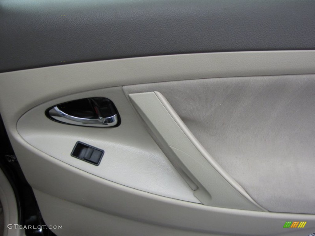 2007 Camry LE V6 - Black / Ash photo #24