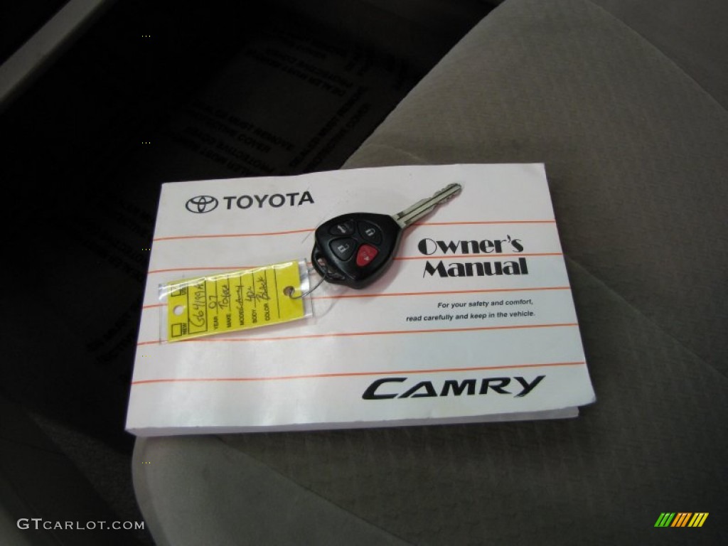 2007 Camry LE V6 - Black / Ash photo #35