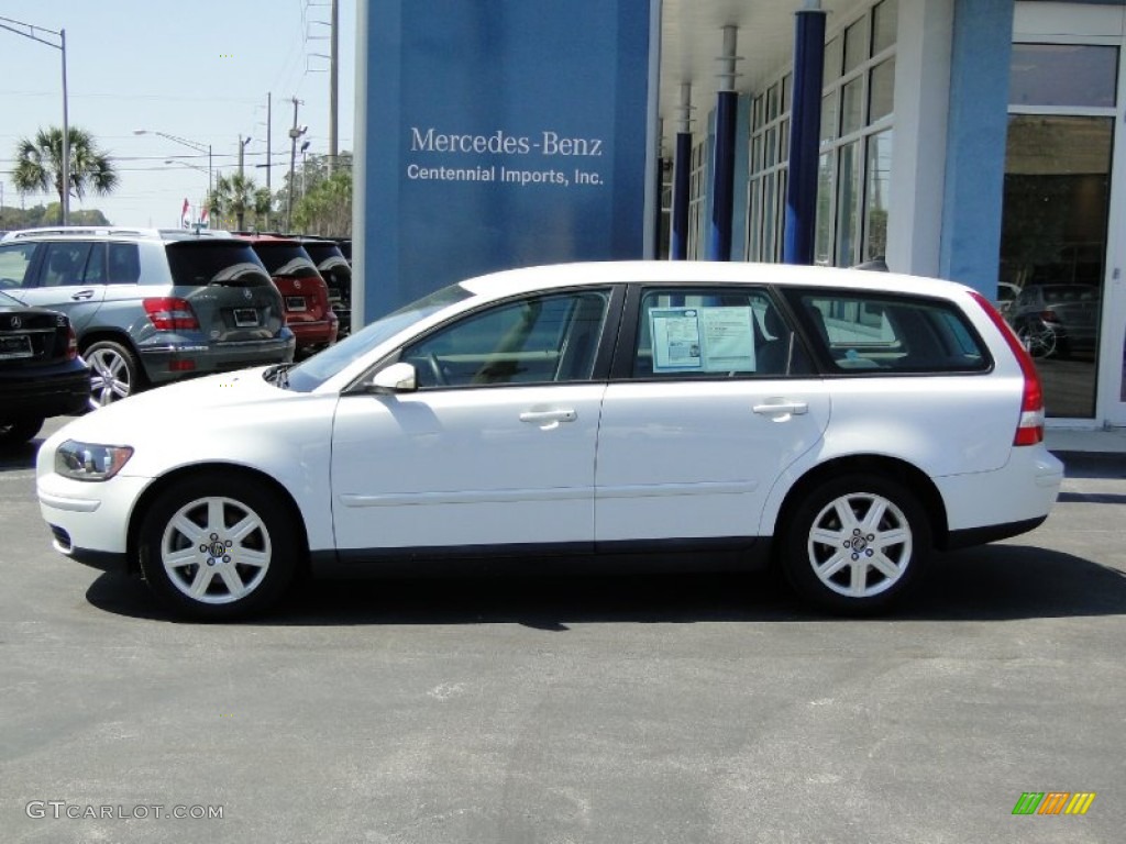 2006 V50 2.4i - Ice White / Dark Beige/Quartz photo #5